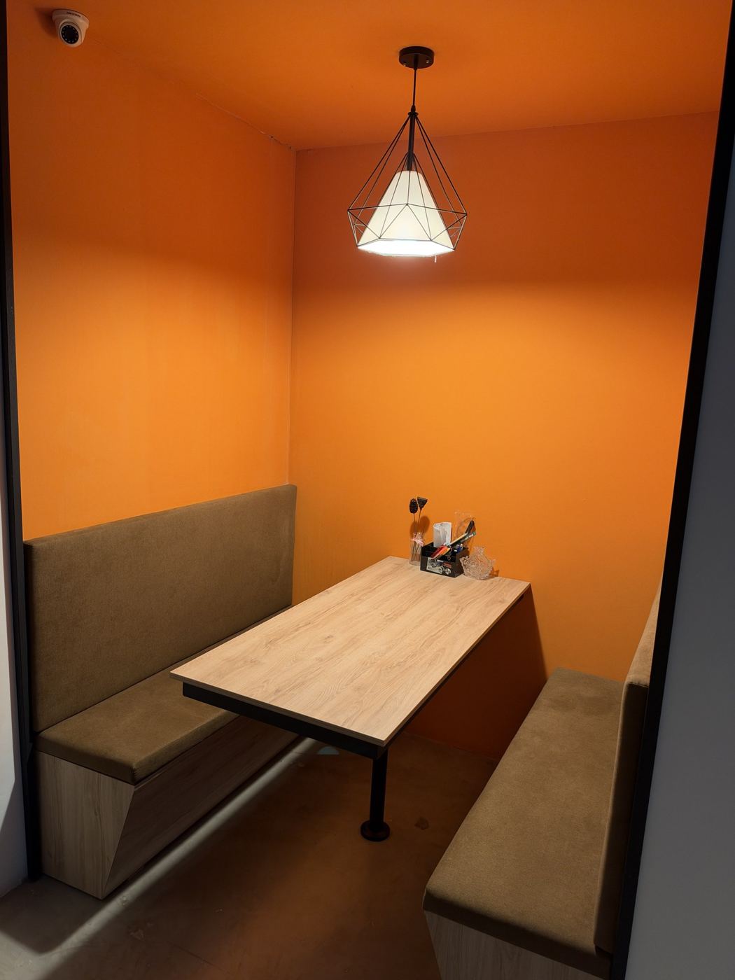 Ventopia office booth seating